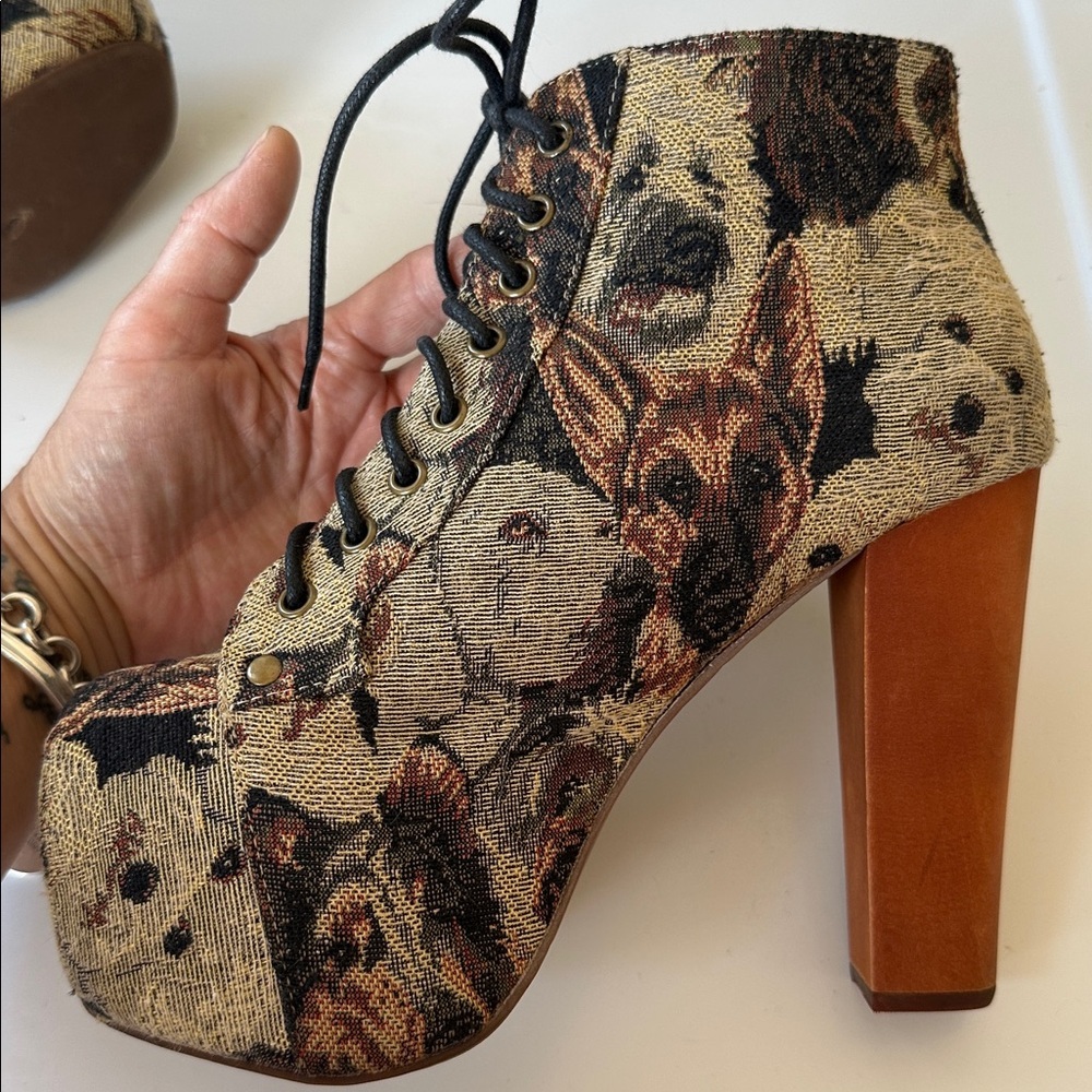 Jeffrey Campbell Lita Fab Platform Ankle Boots in Dog Tapestry Size 6 Lace Up - Picture 7 of 16